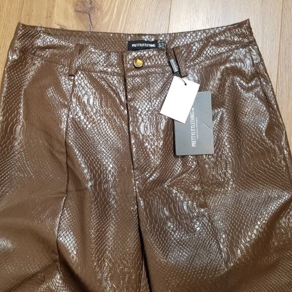 Pretty Little Thing Faux Leather Croc Split Hem Skinny Trousers Size 8 Choc - Picture 5 of 14
